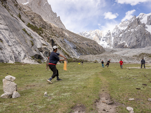 the porter showing their cricketing prowess
