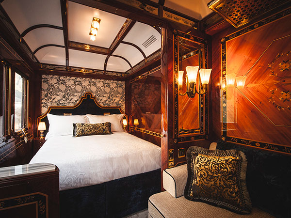 luxury suite at Venice Simpleton Express