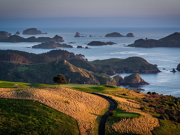 aerial view of Kauri Cliffs Golf Course new zealand