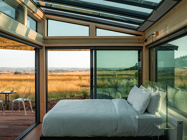 Matū’s minimalist, glass-encased haven.