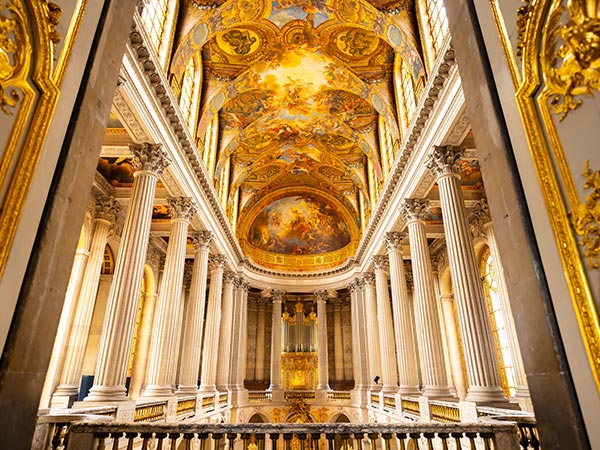 Palace Versailles, it was a royal chateau and added to the UNESCO list of World Heritage Sites, France, Paris