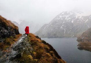 NZ’s Milford Track books out in record time – these hikes are just as epic