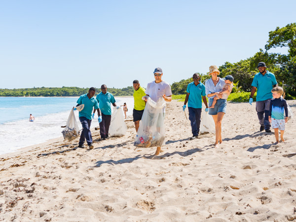a beach clean-up with InterContinentalFiji