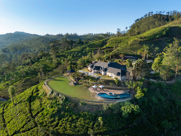 the Uga Halloowella surrounded by tea plantations, Sri Lanka Hill Country