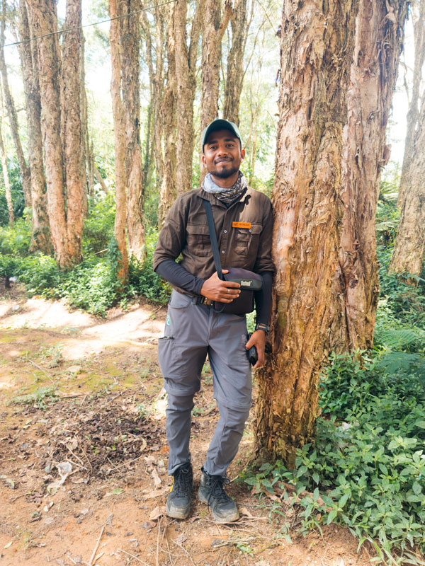 guide Ruban Rathnasingham in Uga Halloowella, Sri Lanka Hill Country