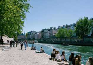 Paris makes a splash as the River Seine reopens for swimmers