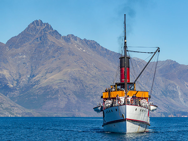 Vintage Steam ship TSS Earnslaw