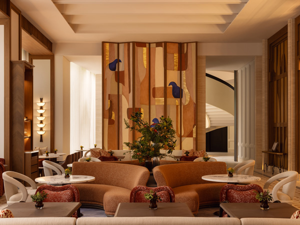 the Capella Taipei lobby lounge