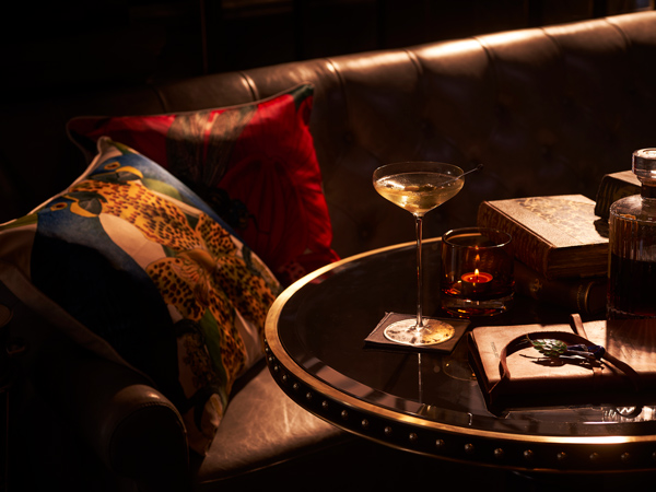 Saboteur cocktail at Writers Bar at Raffles Singapore