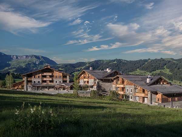 Four Seasons Hotel Megève exterior