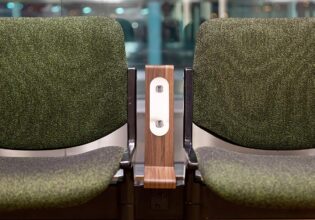 airport USB sockets betweek two chairs