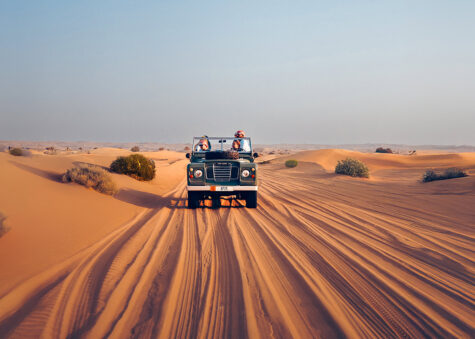 tour group in Vintage Land Rover on hero experiences Platinum Heritage