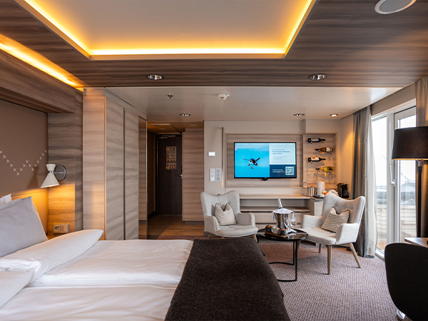 The luxurious Expedition Suite onboard Ms Fridtjof Nansen