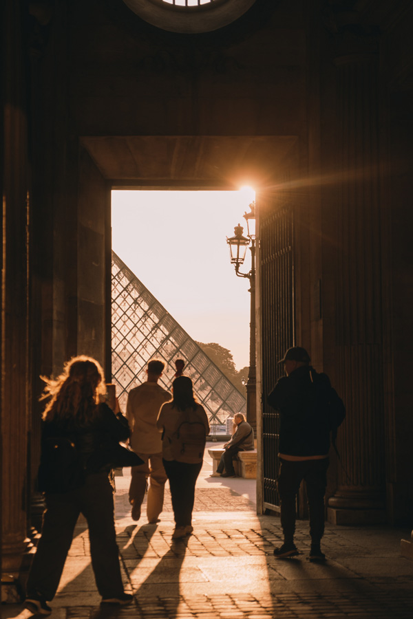 A glimpse of the Louvre