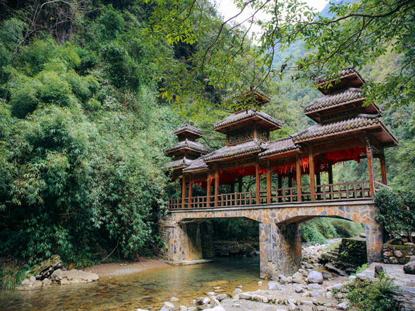 The Yu-Qian Boundary Bridge