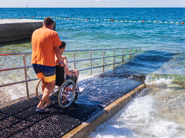 Wheelchair-friendly beach mat