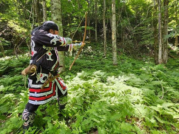 Hunter and cultural guide Atsushi Monbetsu 