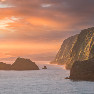 Pololu Sunrise on the island of hawai'i