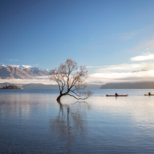 Lake Wānaka in winter
