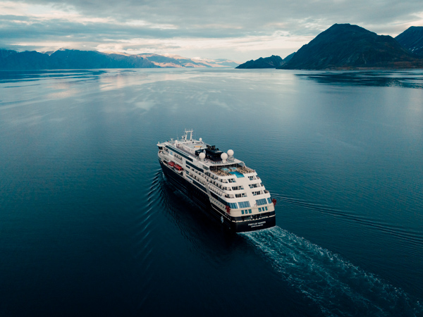 northwest passage ship