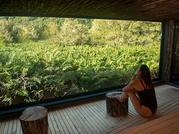 woman in Ritual Patagónico Spa sauna