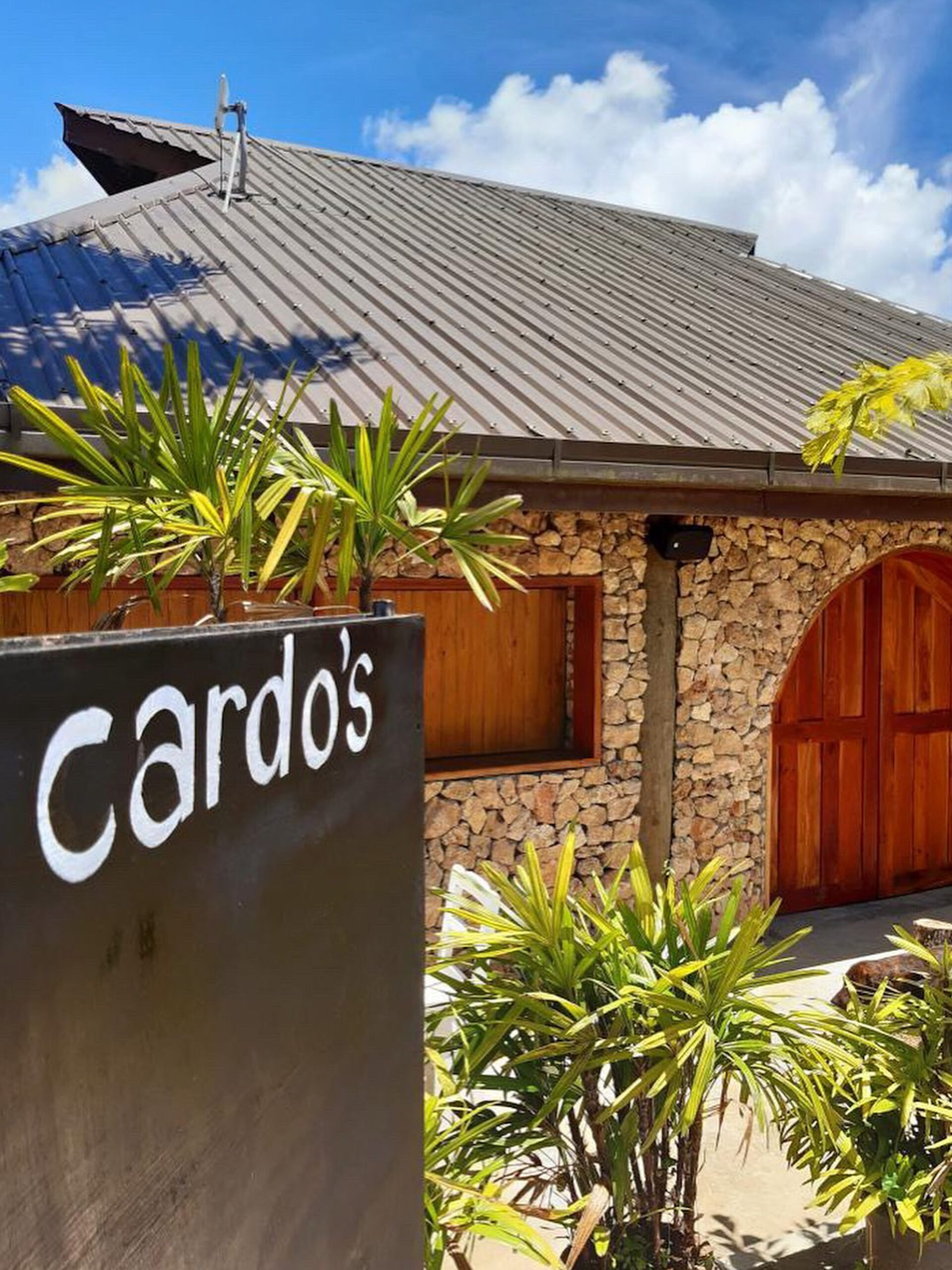 the Cardo's signage on Denarau Island, Fiji