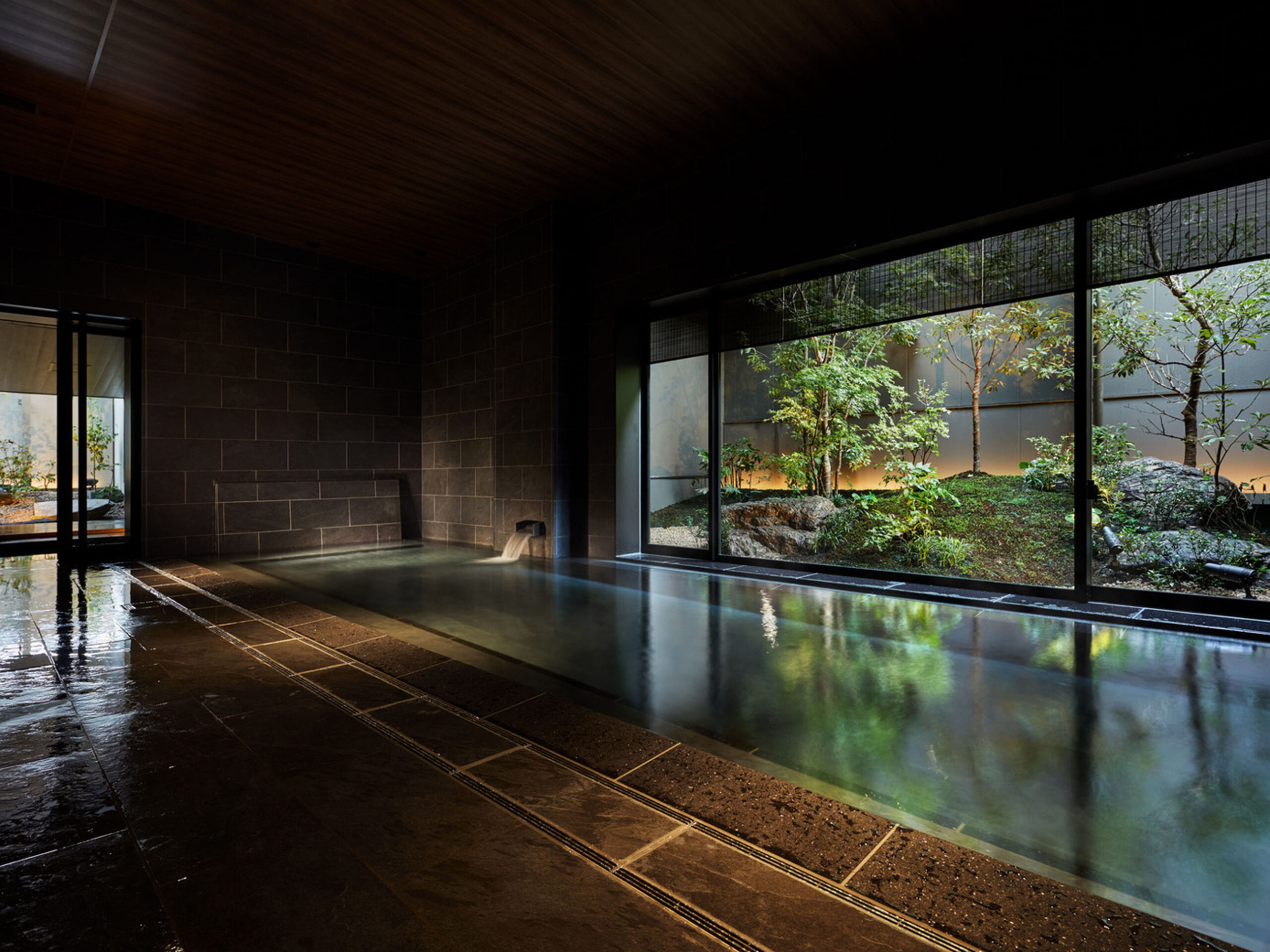 the onsen bath at Yuen Bettei Daita Tokyo