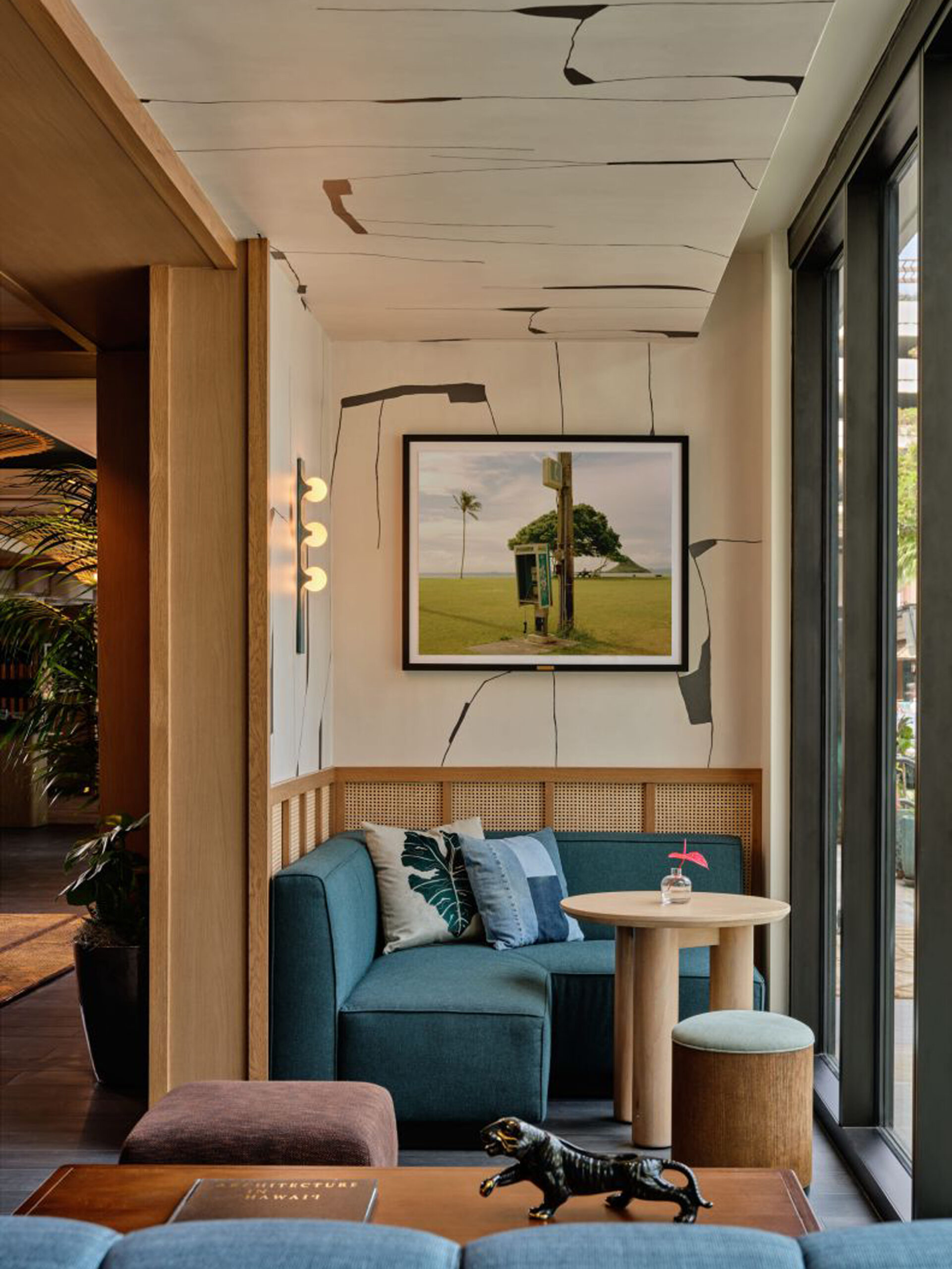 the interior of Romer House Waikīkī