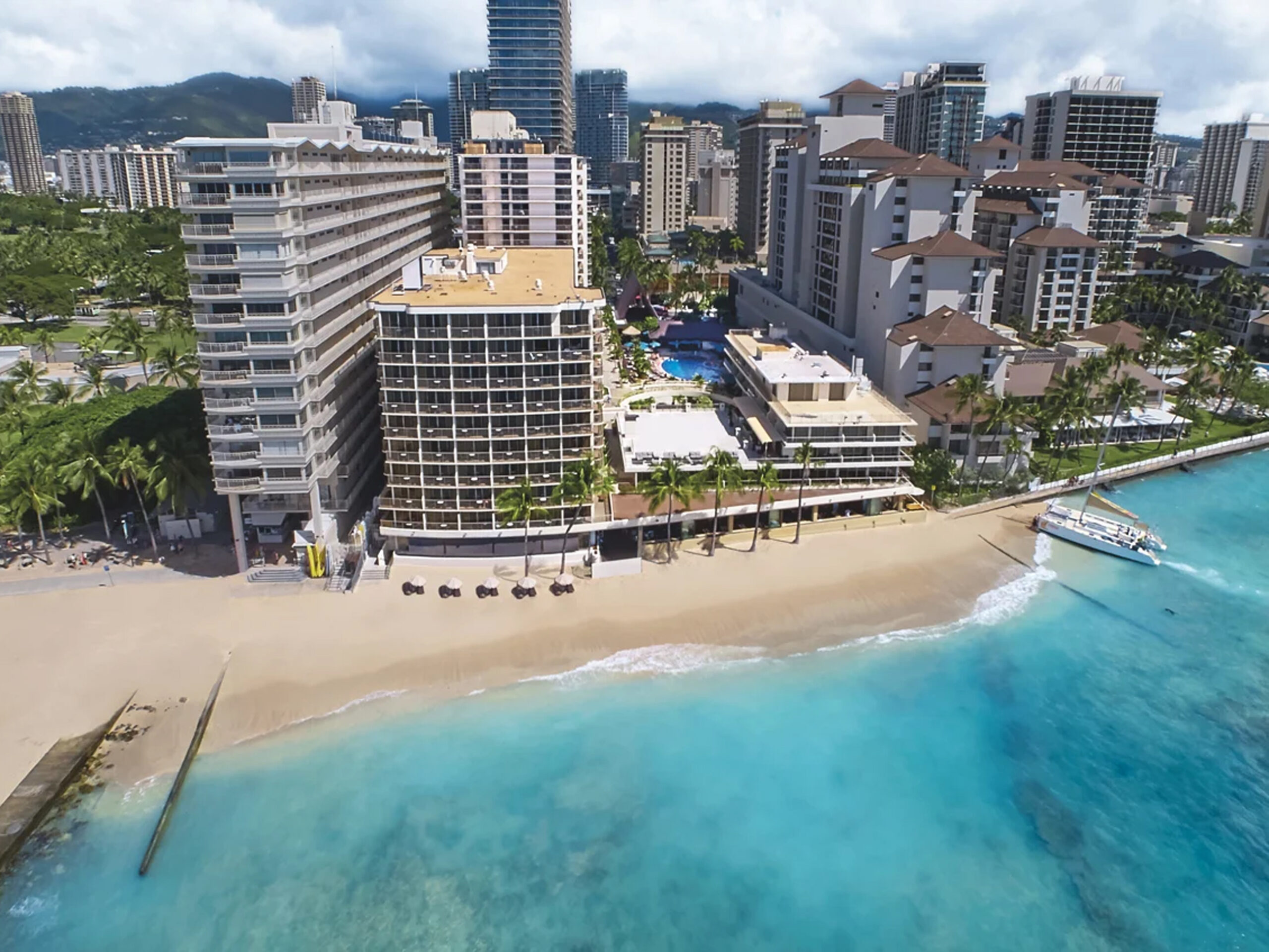 OUTRIGGER Waikīkī Reef Resort from above