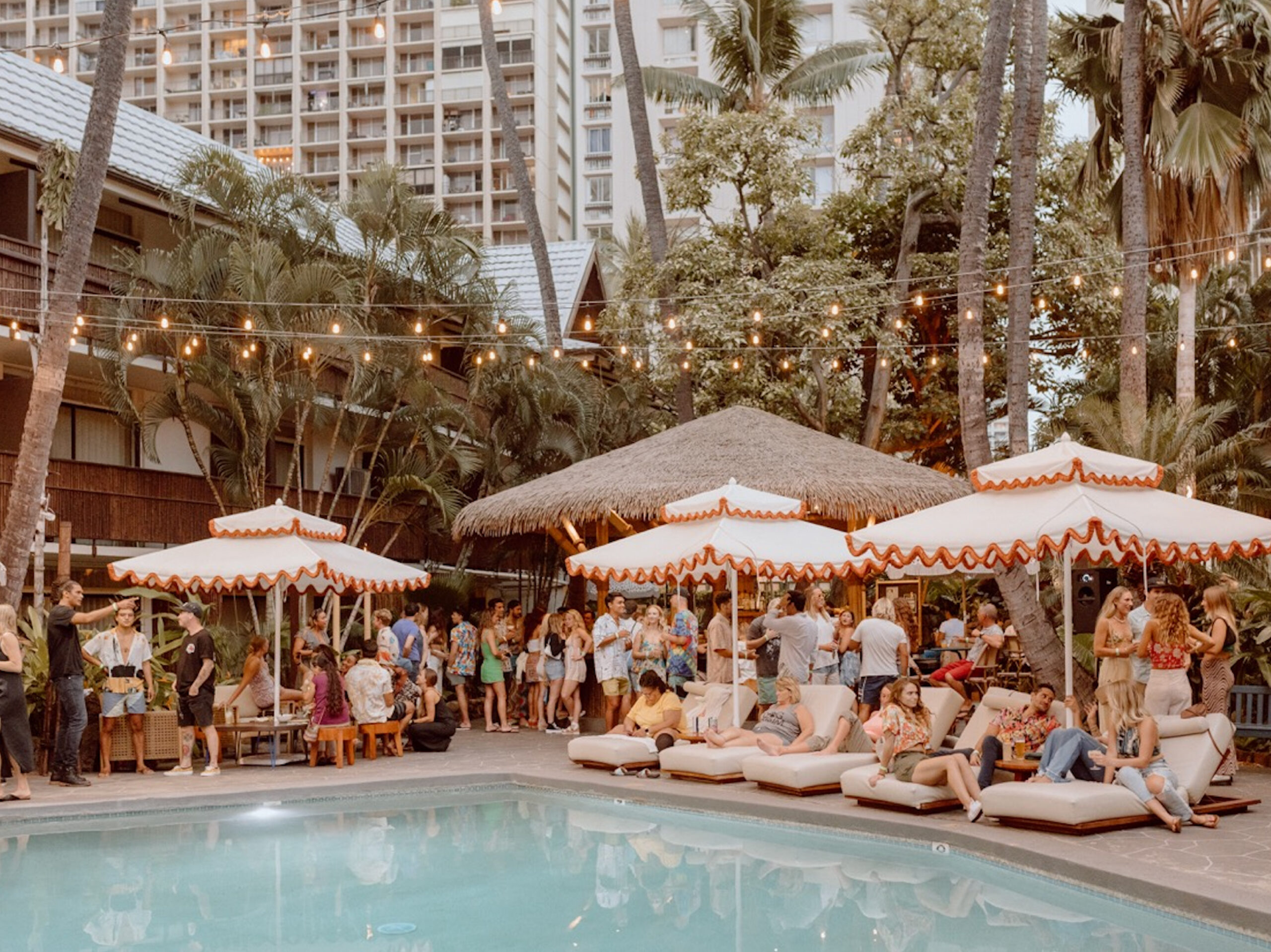 the poolside bar at Heyday, Honolulu