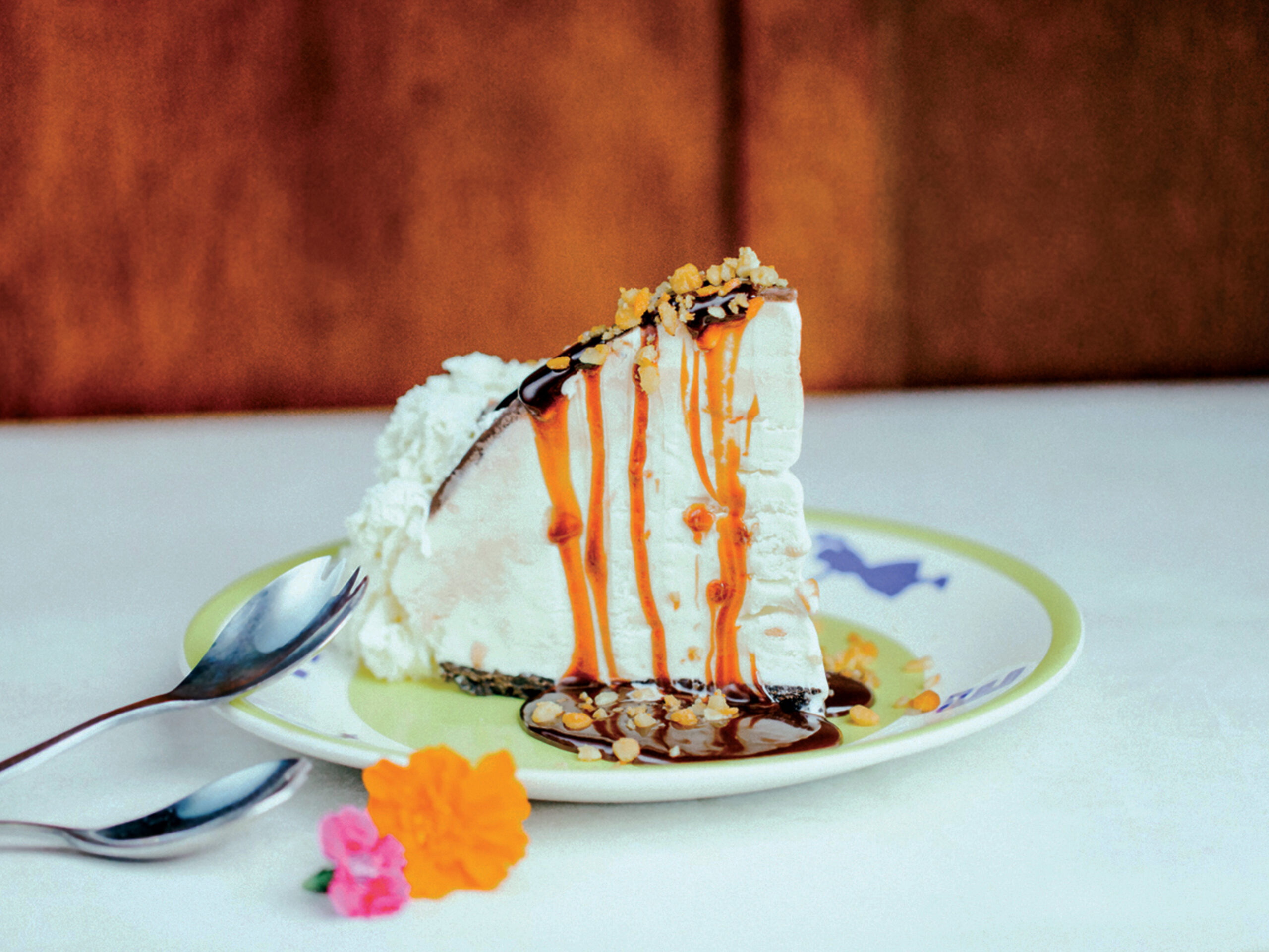 hula pie from Duke's Waikīkī at OUTRIGGER Waikīkī Beach Resort