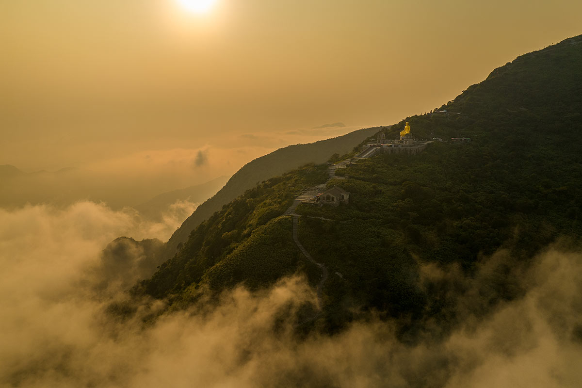 Yen Tu Mountain