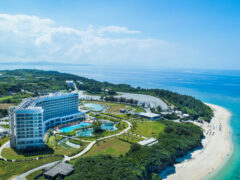 Aerial view of Hilton Okinawa Sesoko Resort, one of the destinations when you visit 3 of the best island-hopping destinations in Okinawa.