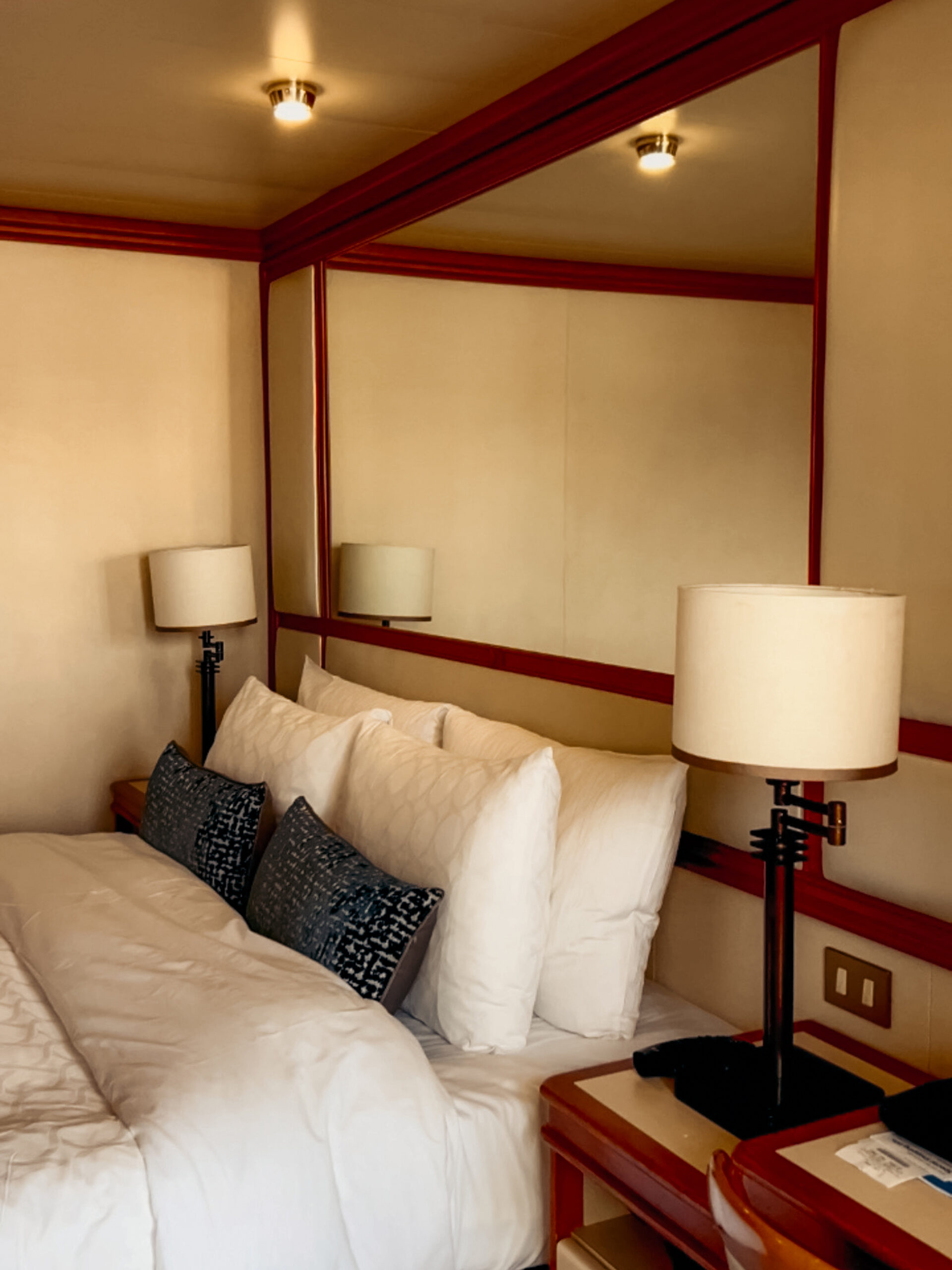 a cabin aboard Diamond Princess