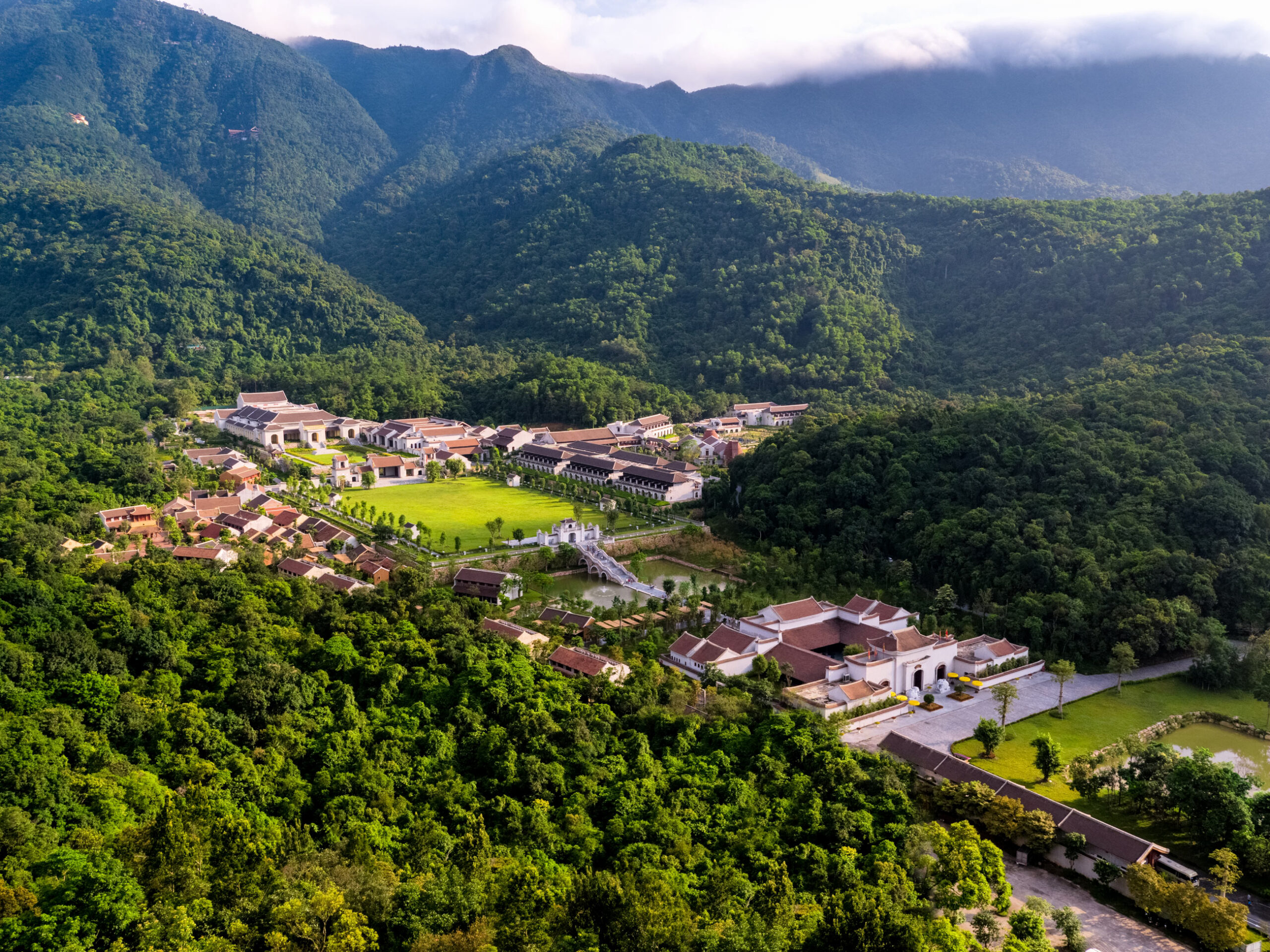 Yen Tu hotel