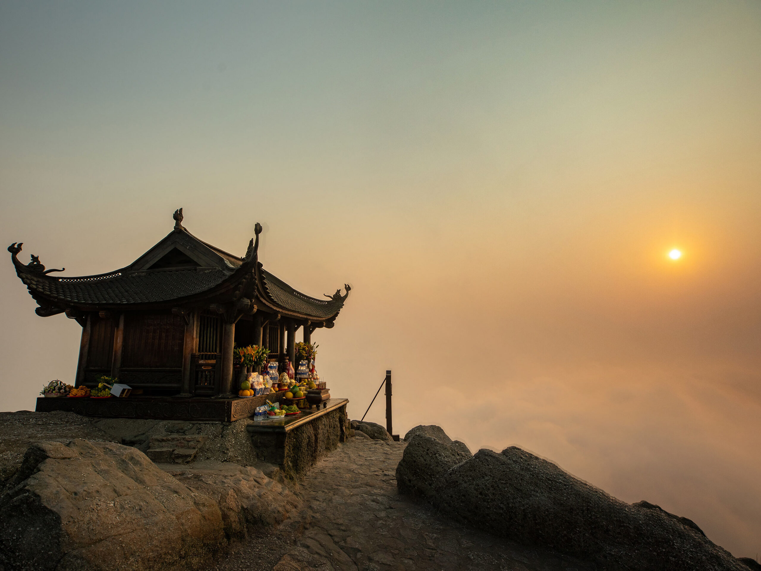 Yen Tu Mountain temple